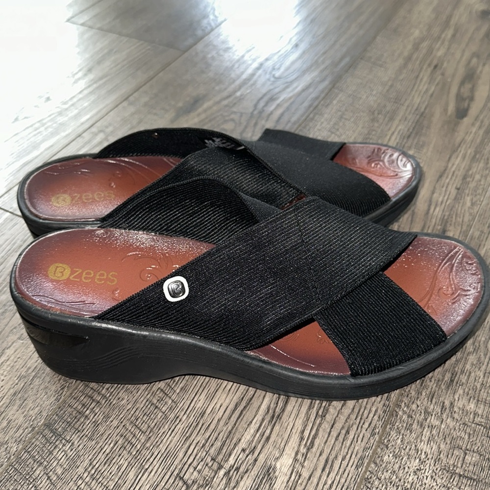 Bzees Desire Wedge Sandal Sz 8.5M - Picture 8 of 13